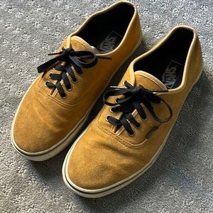 Men’s suede Vans